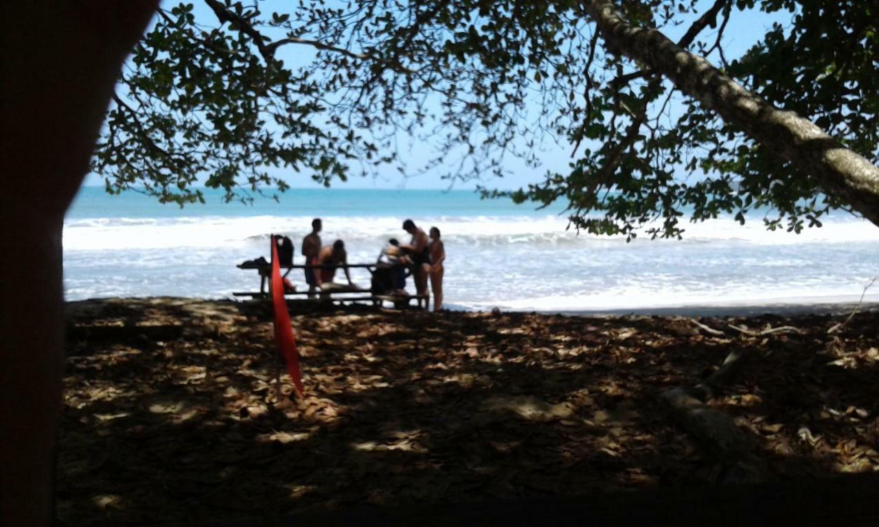 Hotel Casa Conley Del Mar Puerto Viejo de Talamanca Dış mekan fotoğraf